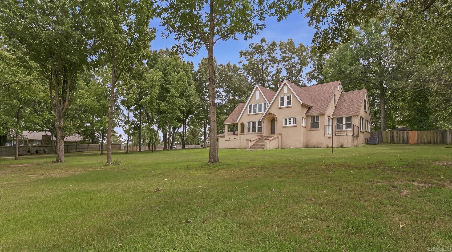 1304 Wirt Property Photo 4