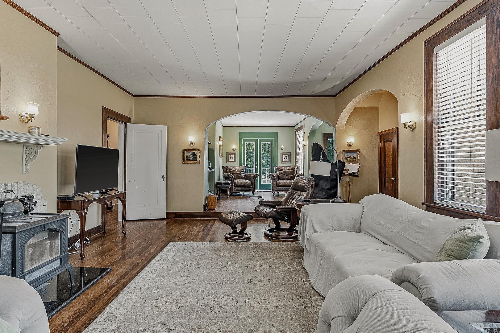 1304 Wirt Property Photo 7