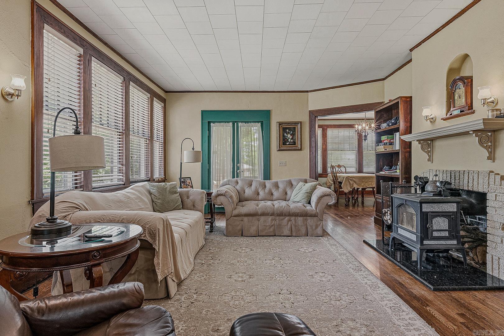 1304 Wirt Property Photo 9