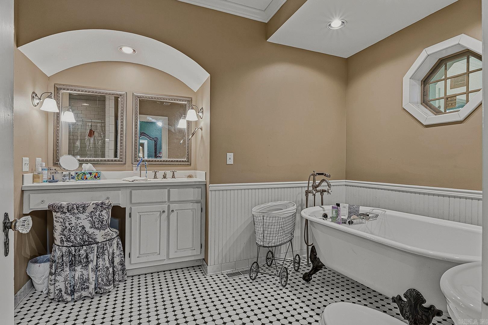 1304 Wirt Property Photo 31