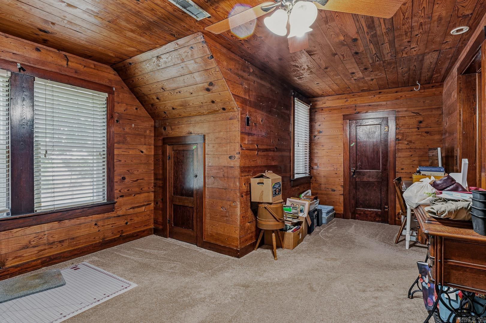 1304 Wirt Property Photo 35