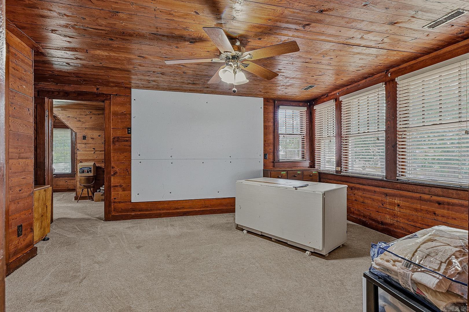 1304 Wirt Property Photo 38
