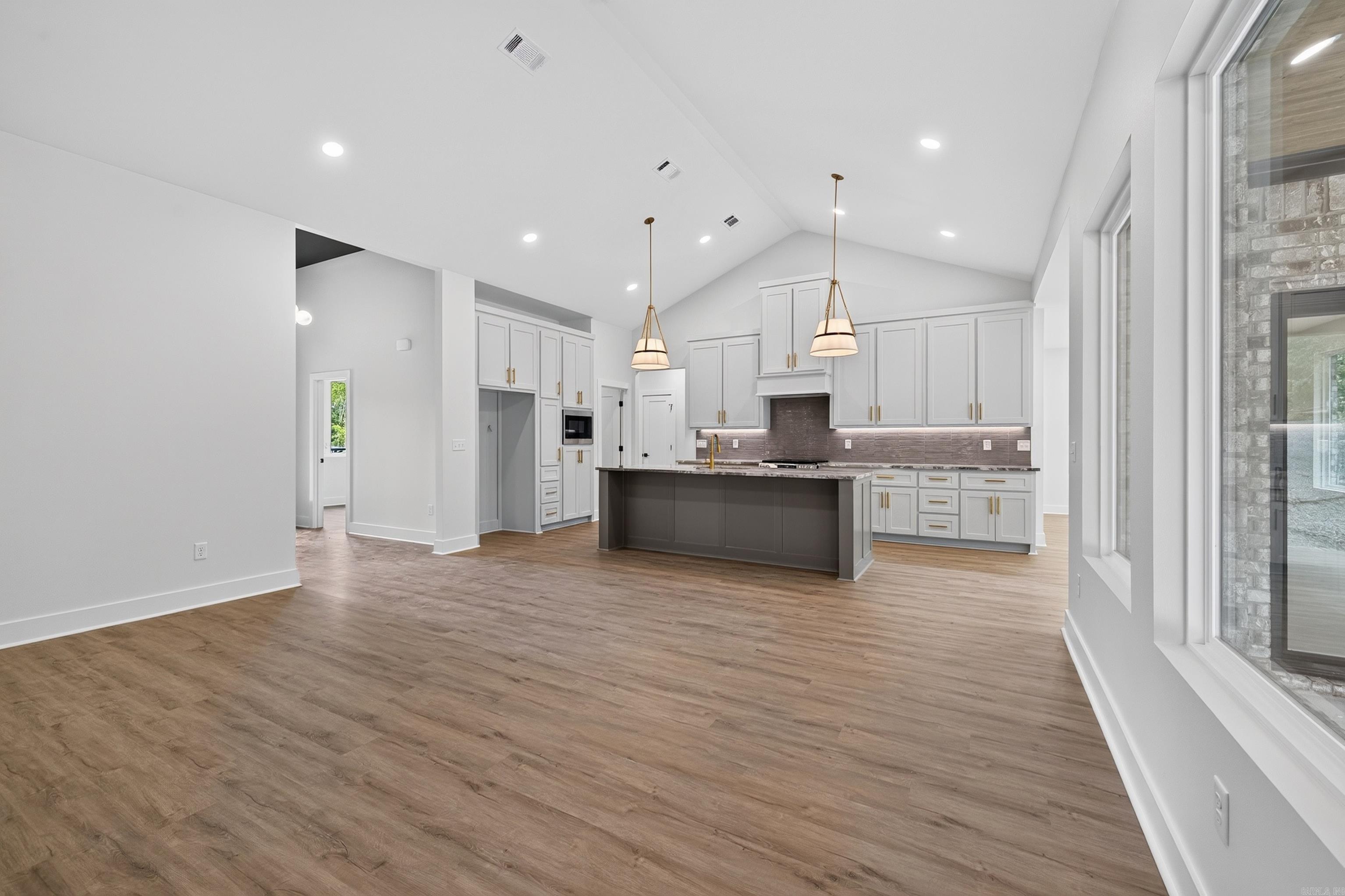 46 Estrella Way Property Photo 9