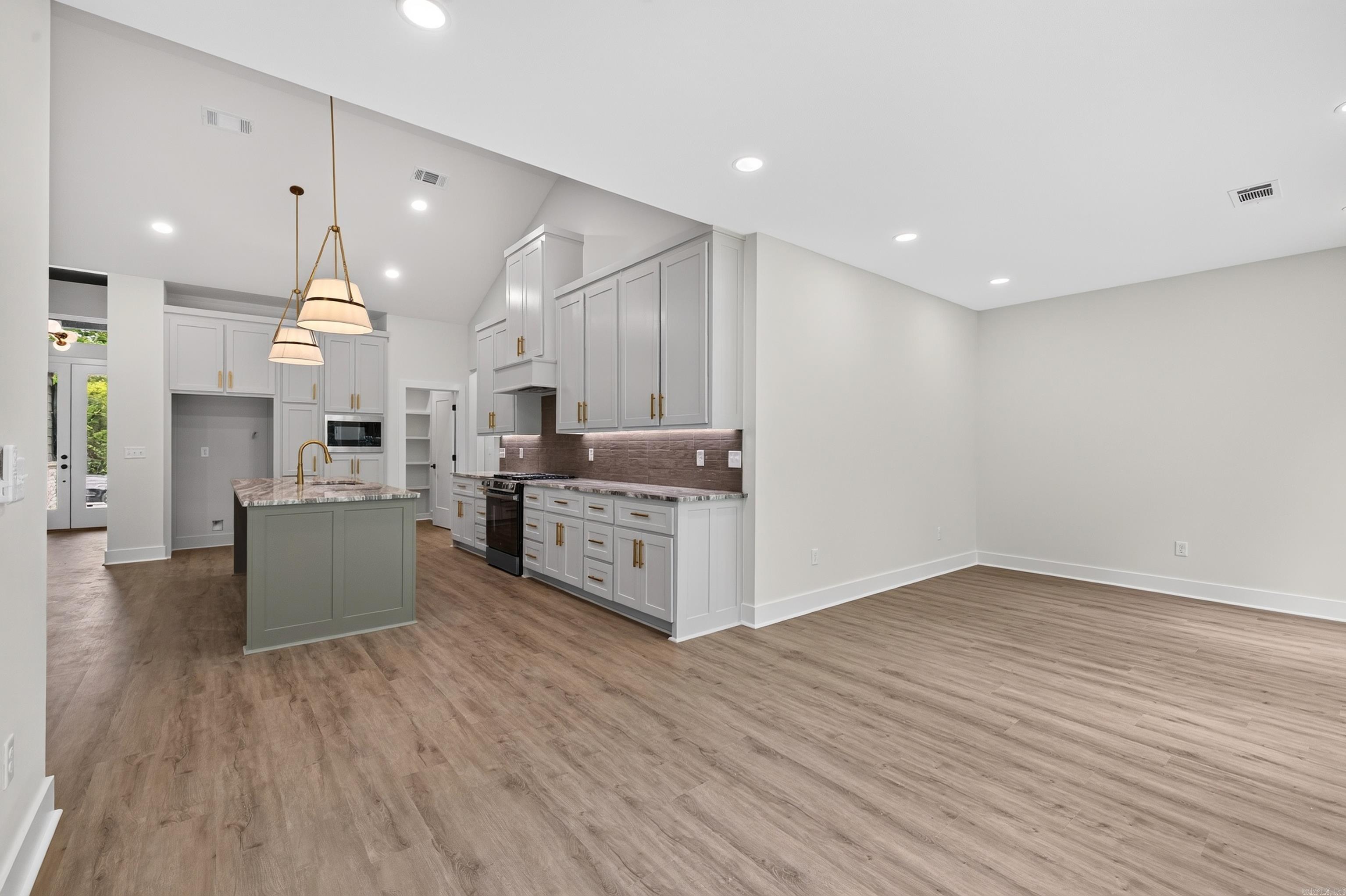 46 Estrella Way Property Photo 16