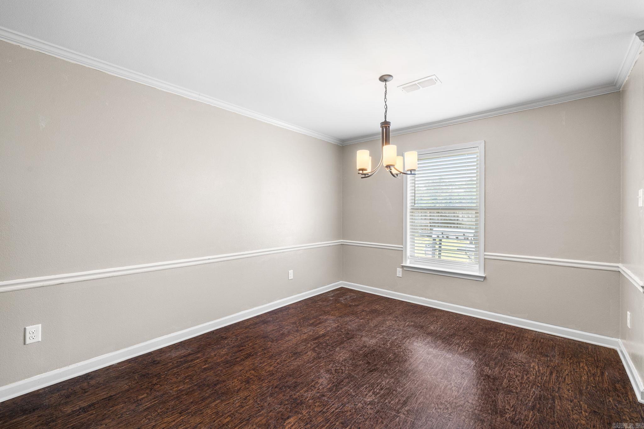 2411 Lancashire Lane Property Photo 11