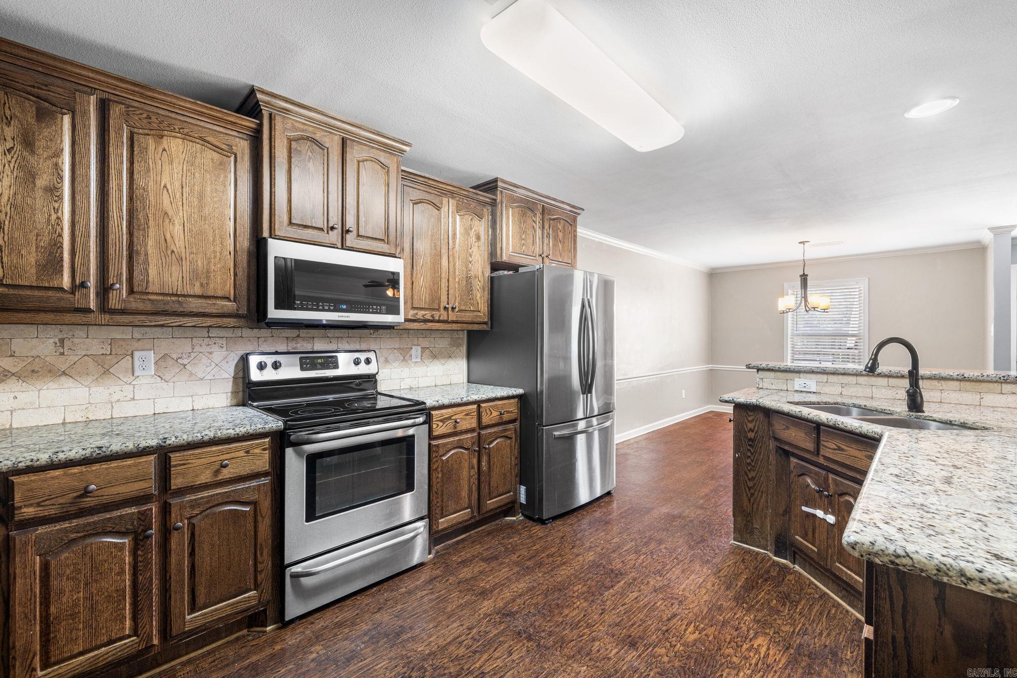 2411 Lancashire Lane Property Photo 15