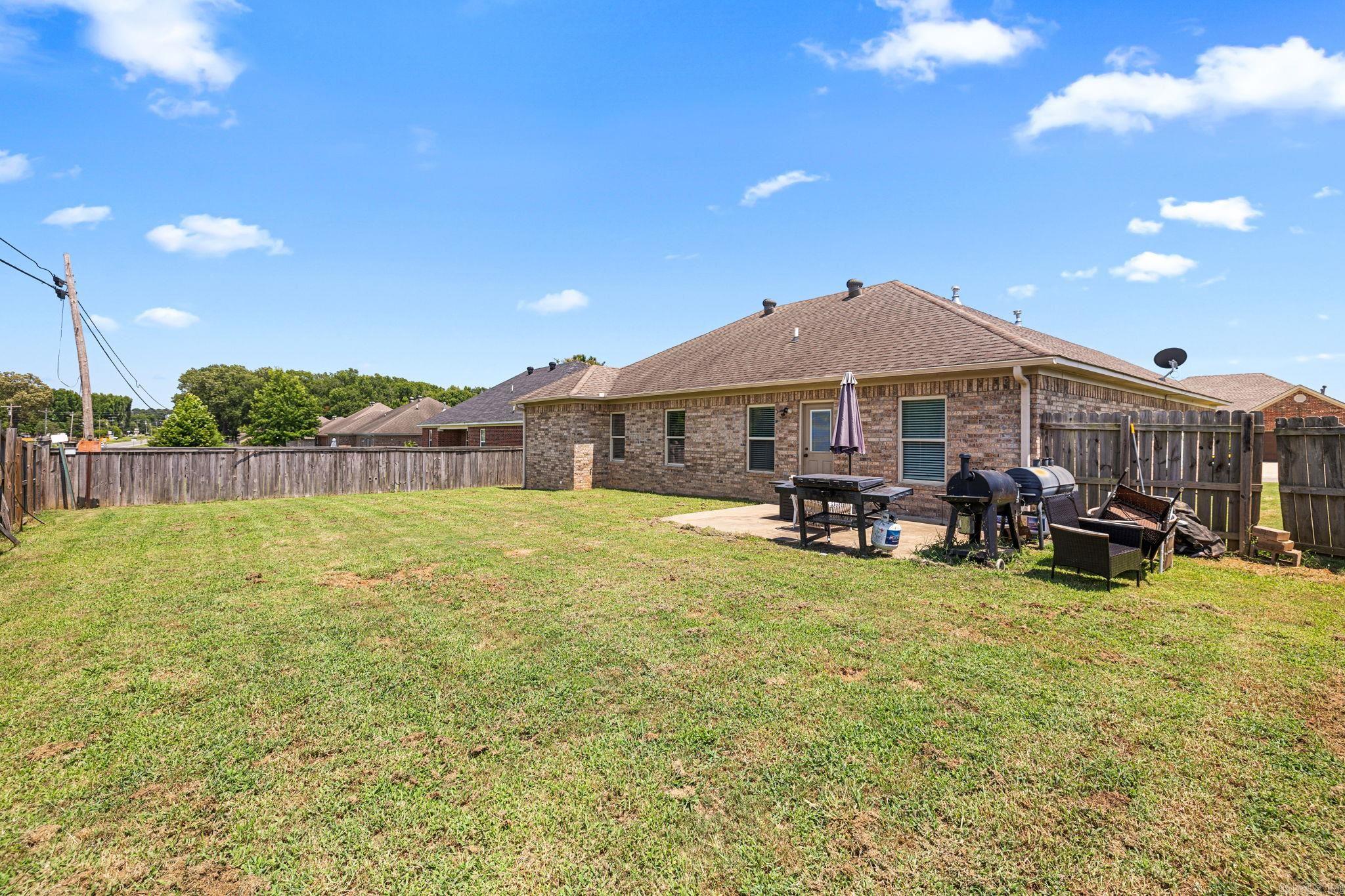 2411 Lancashire Lane Property Photo 31