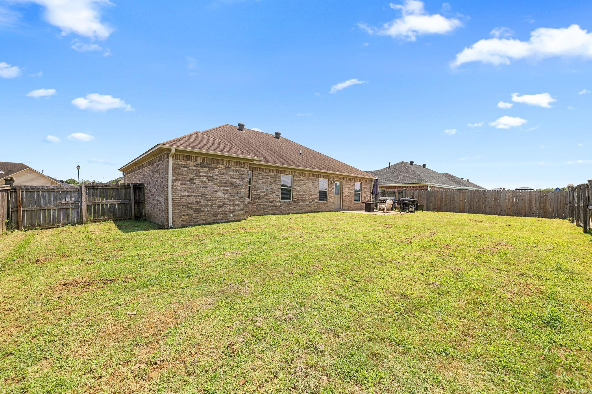 2411 Lancashire Lane Property Photo 32