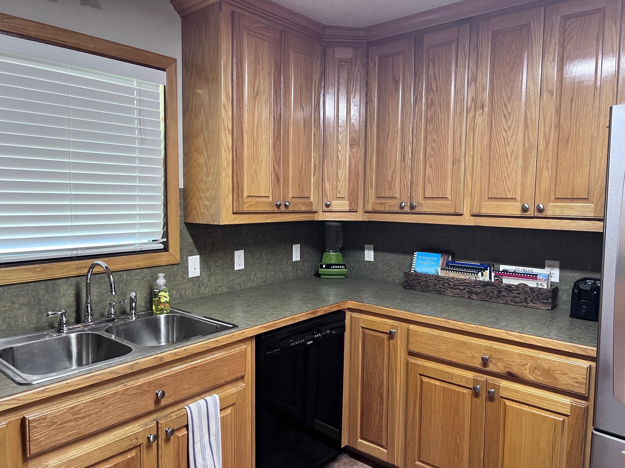 236 N Riverview Lane Property Photo 4