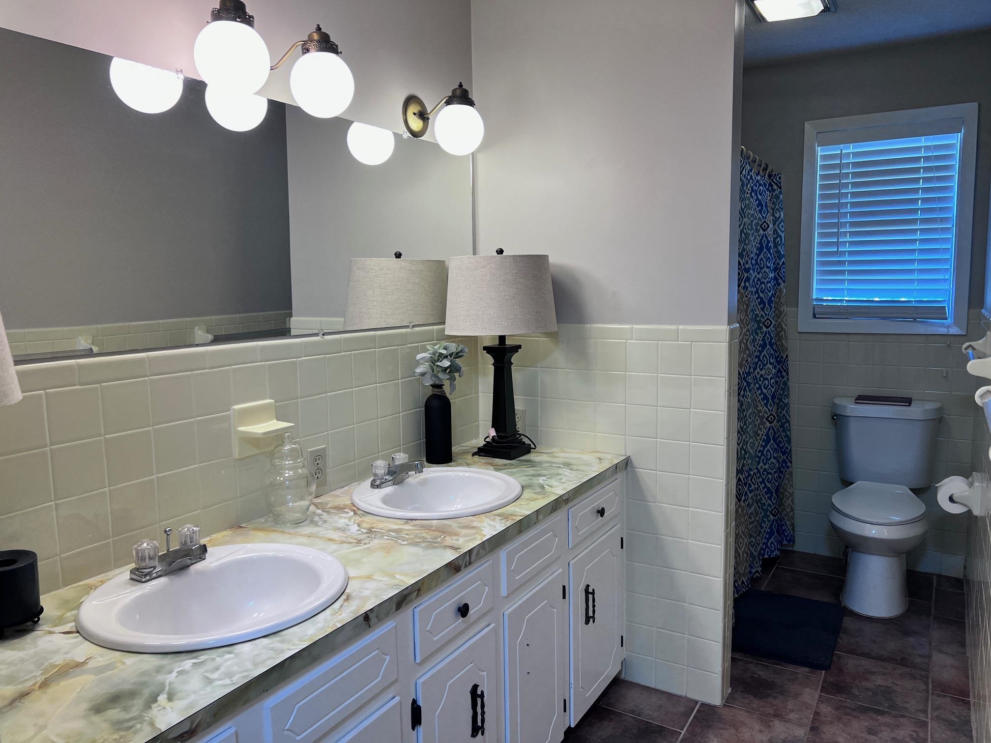236 N Riverview Lane Property Photo 11