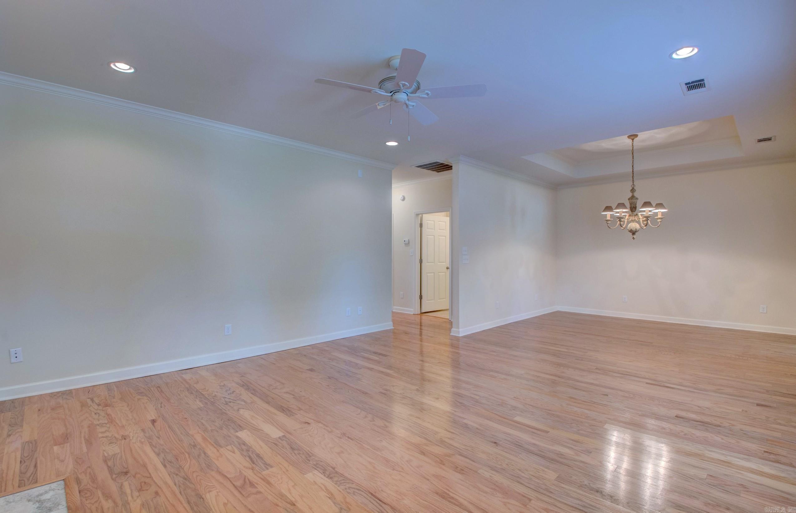 41 Reservoir Heights Drive Property Photo 9