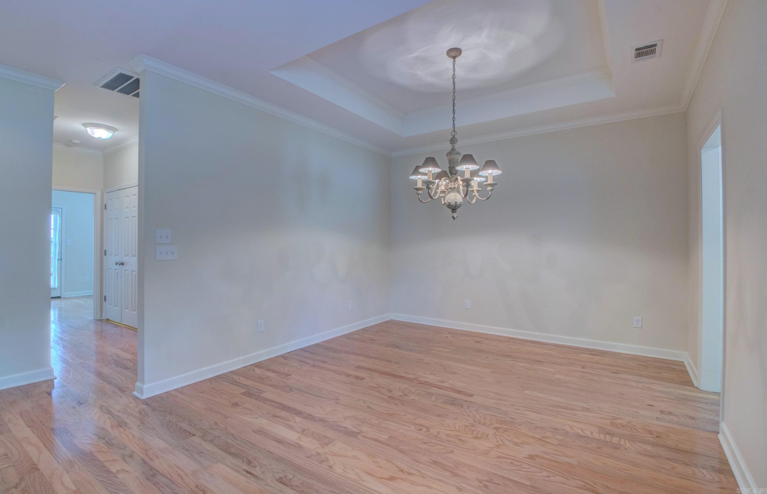 41 Reservoir Heights Drive Property Photo 11