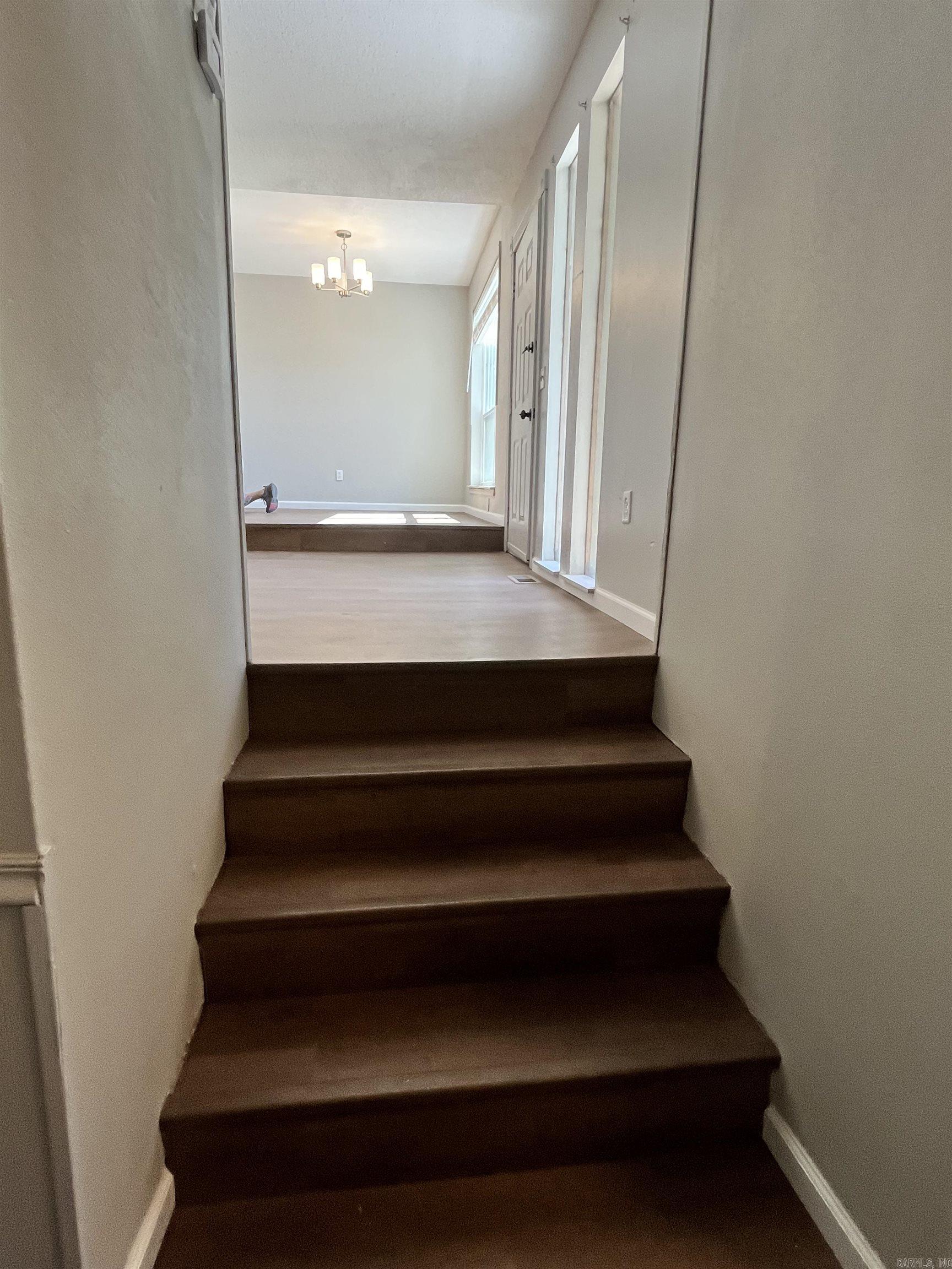 345 Hawkins Street Property Photo 9