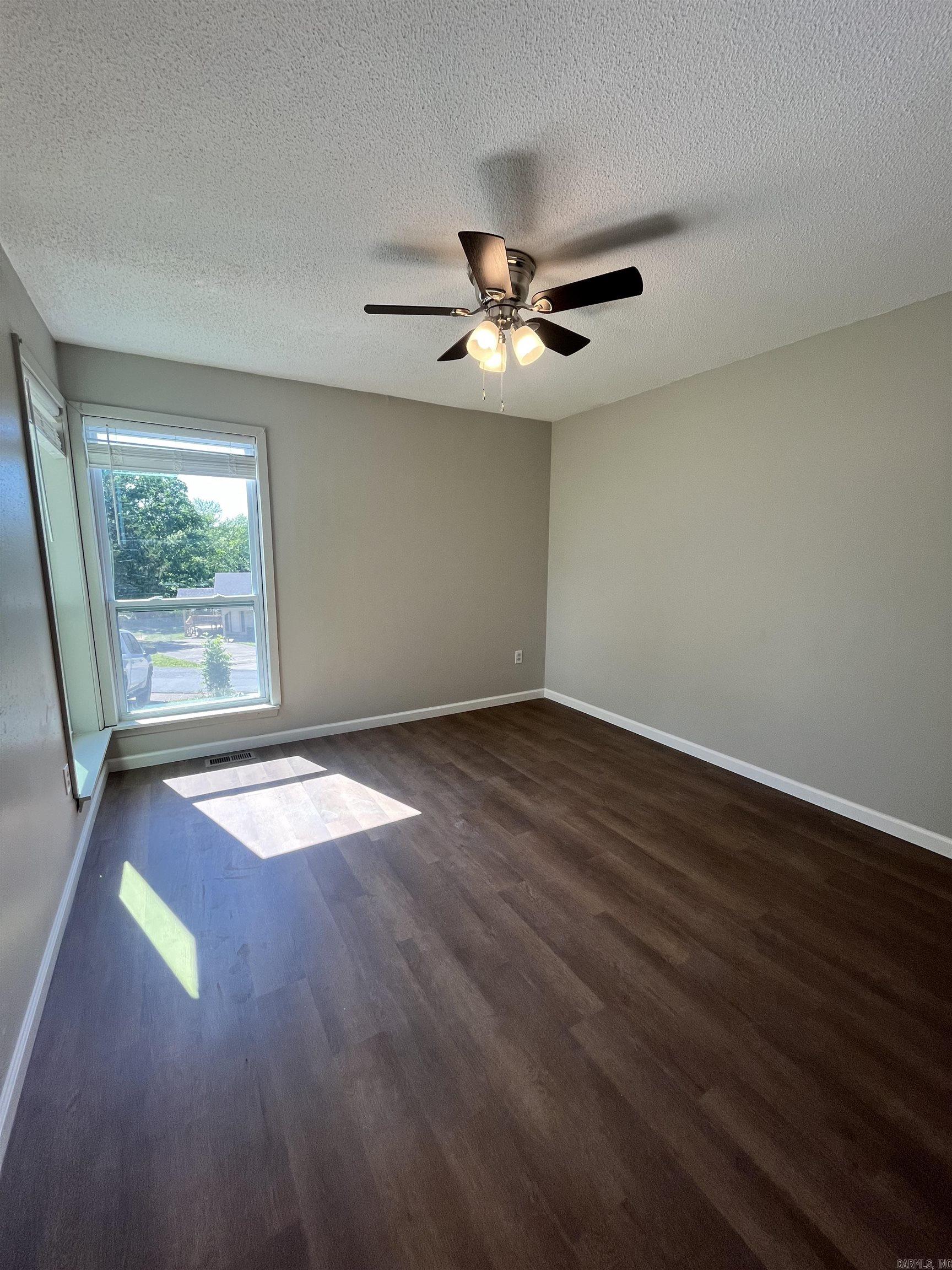345 Hawkins Street Property Photo 16