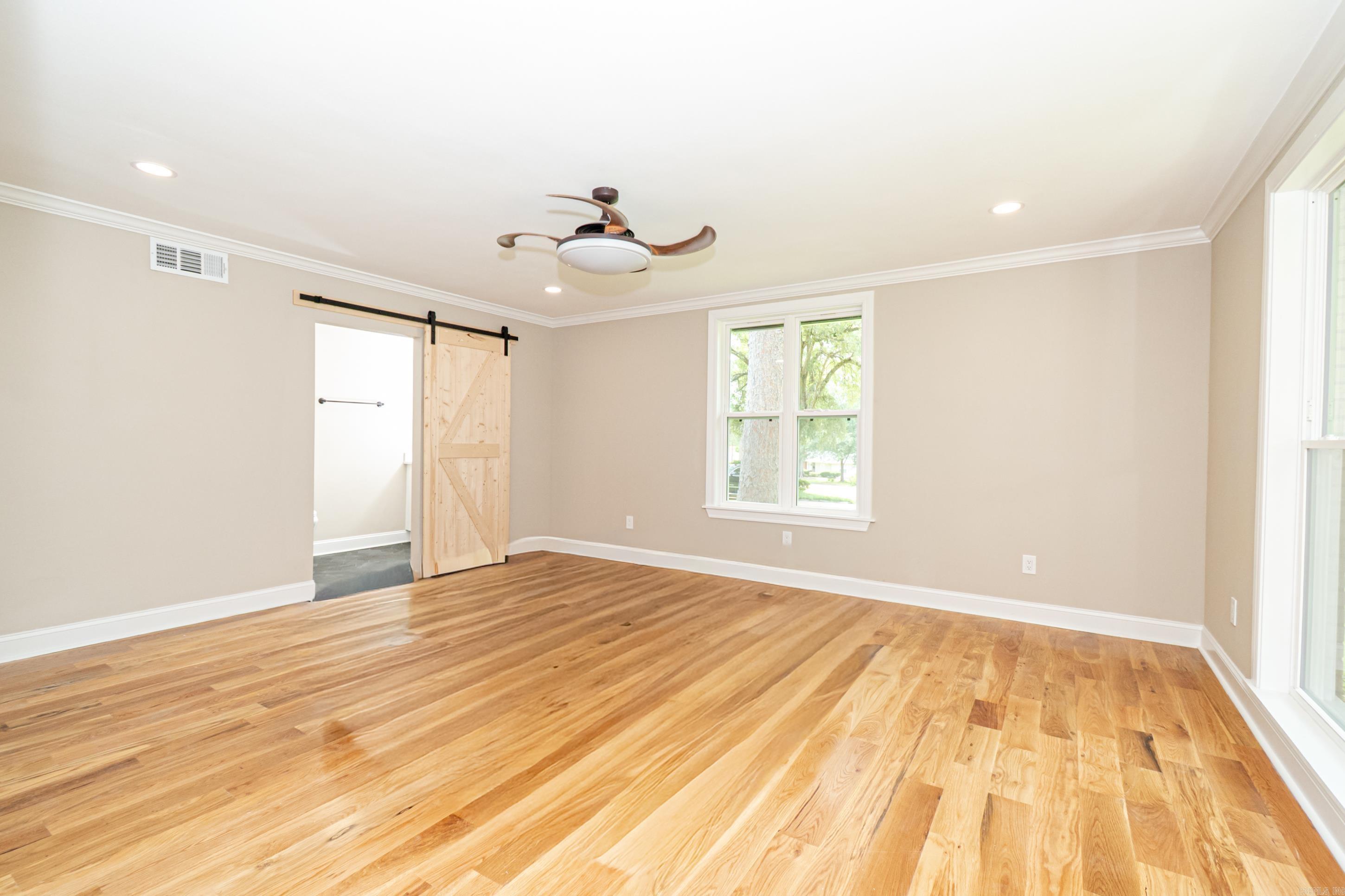 130 Woodland Drive Property Photo 4
