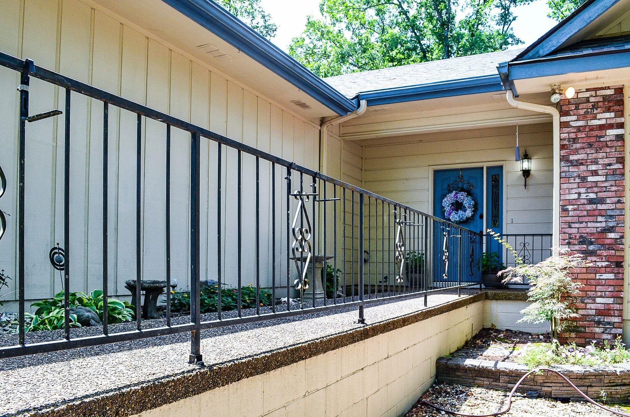 1 B Medina Way Property Photo 8