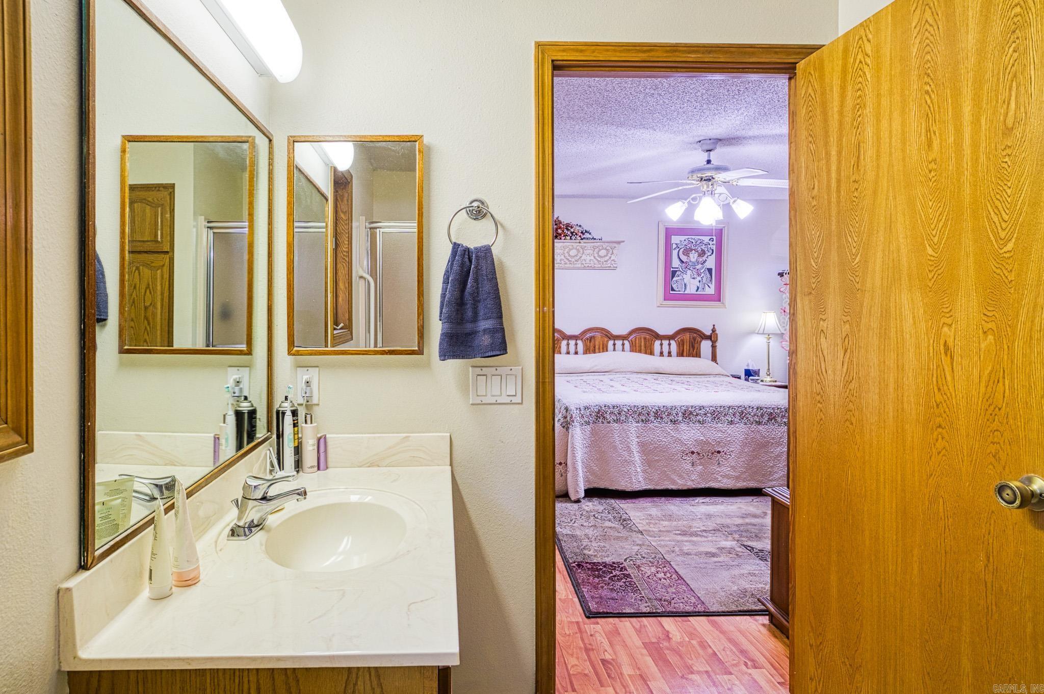 1 B Medina Way Property Photo 25