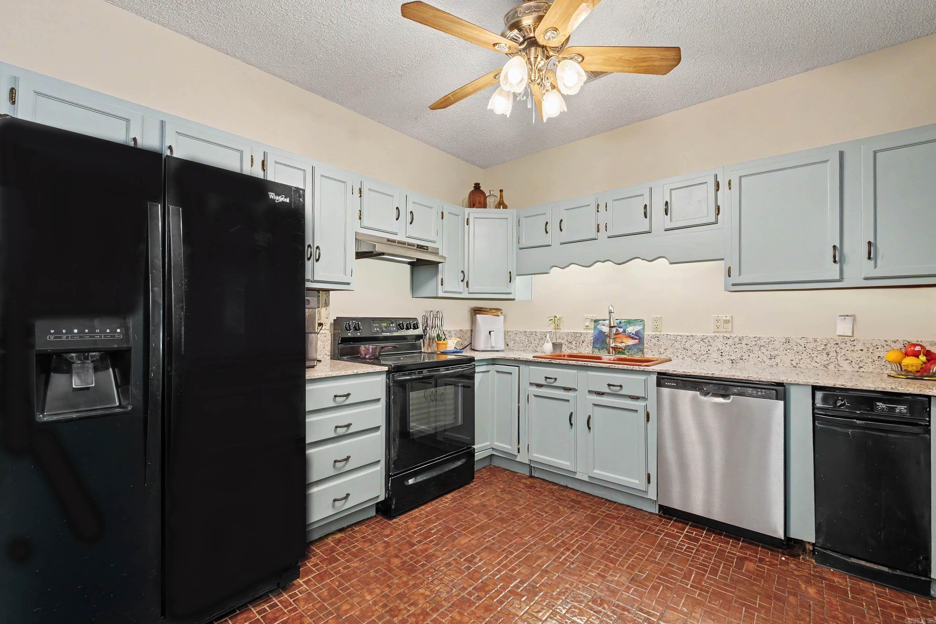 128 Highway 89 S Property Photo 10