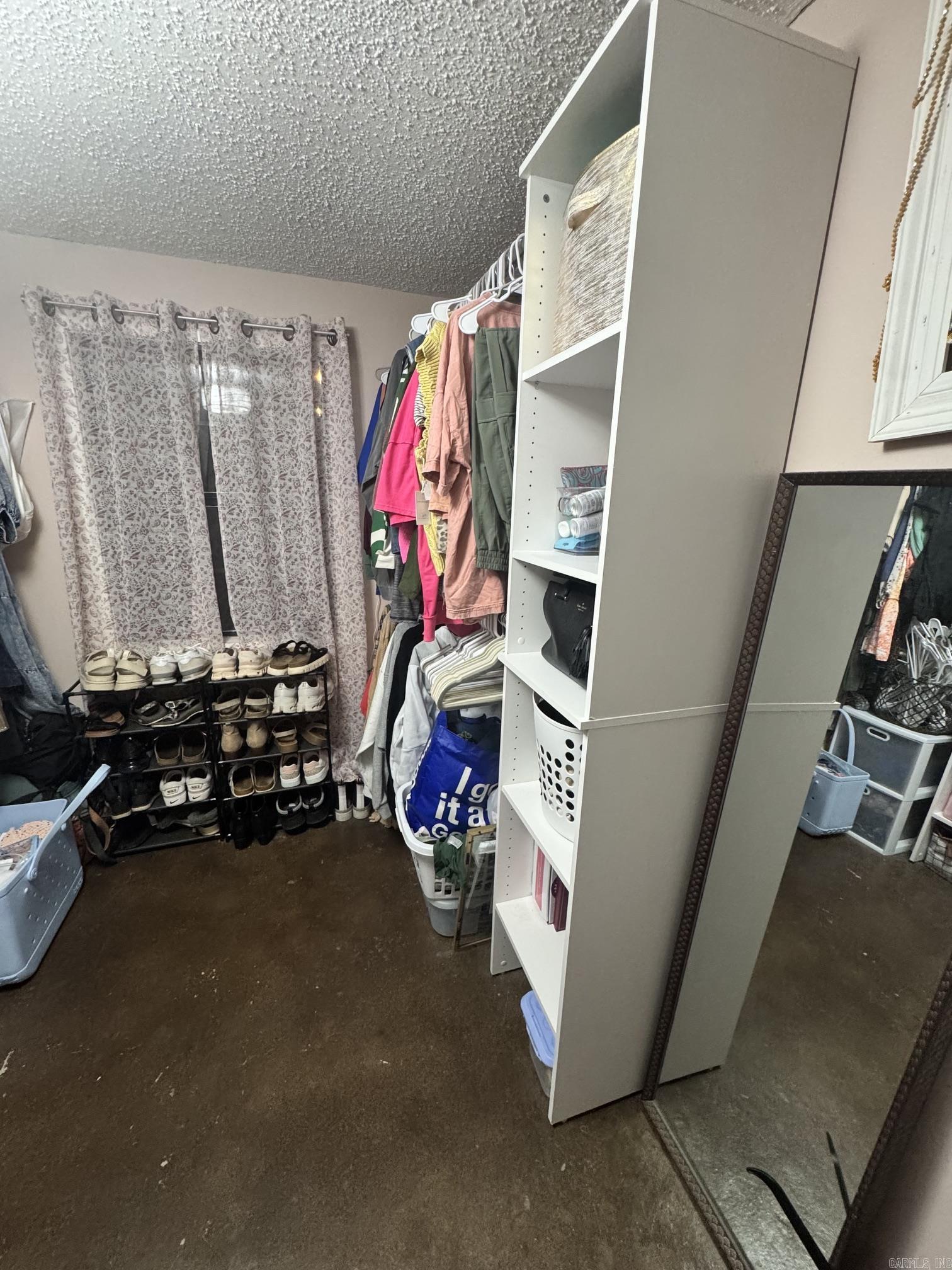 672 Highway 225 E Property Photo 12
