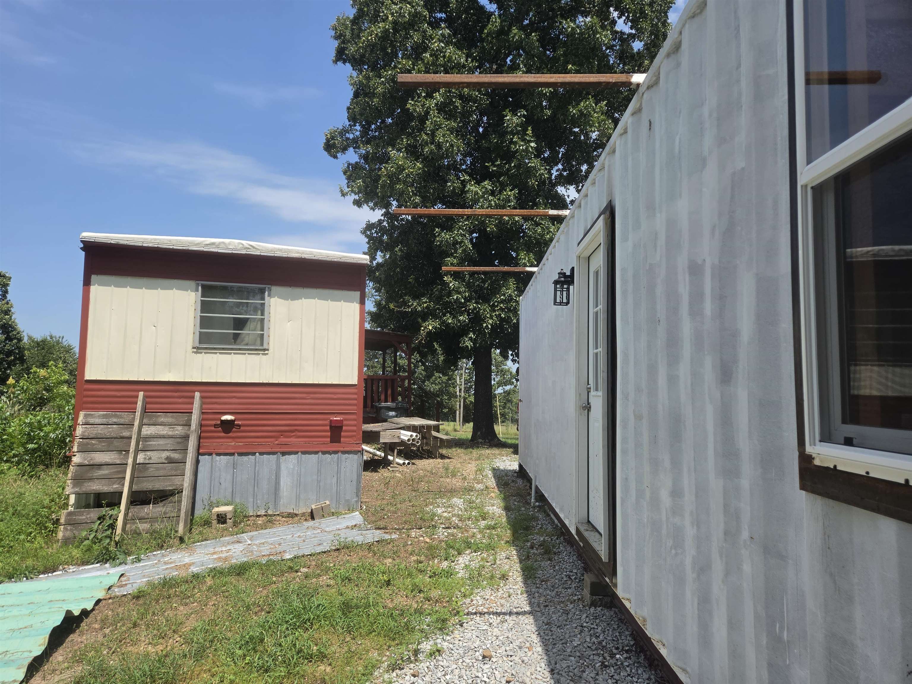 743 S 289 Highway Property Photo 1