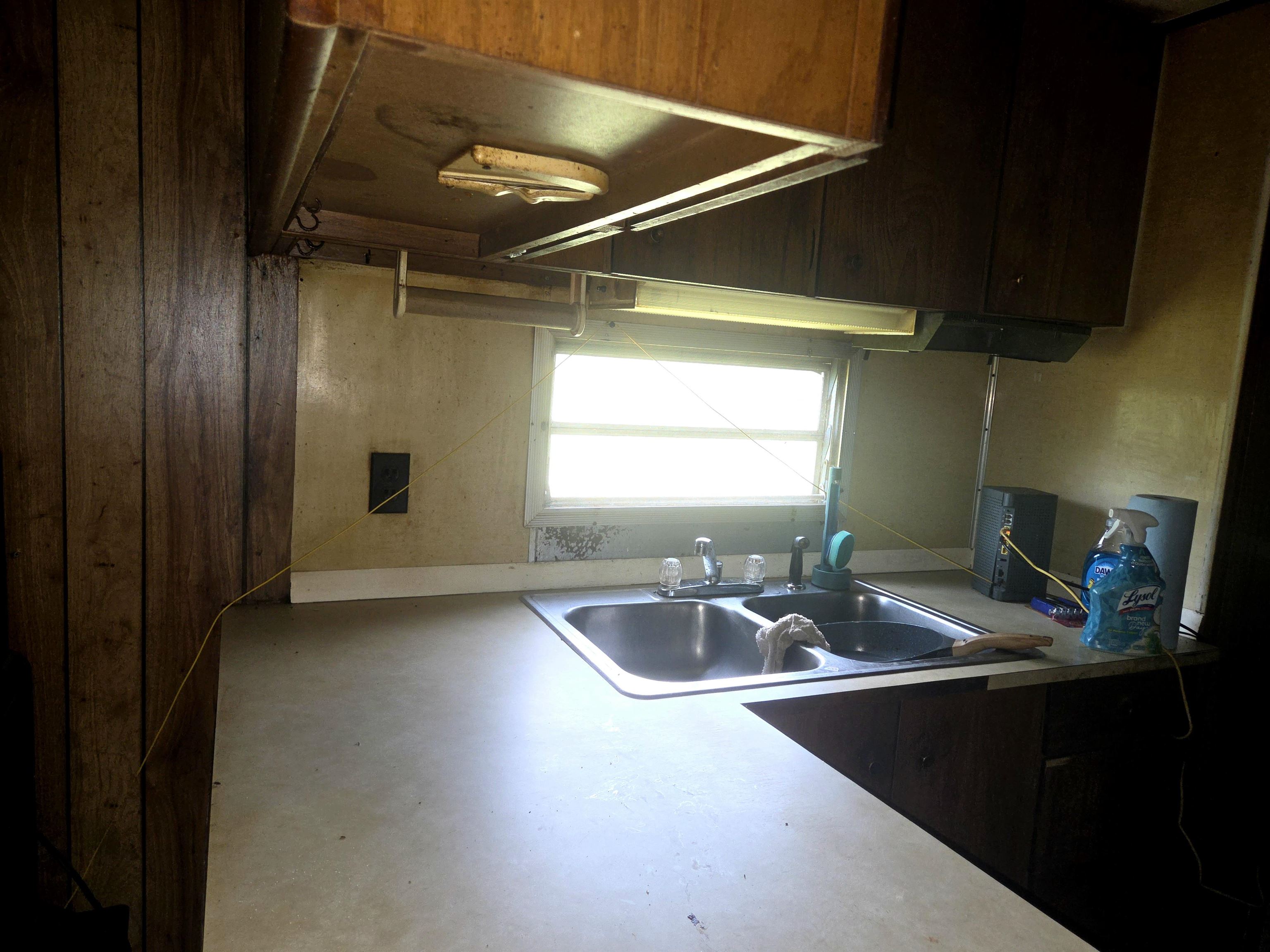 743 S 289 Highway Property Photo 26