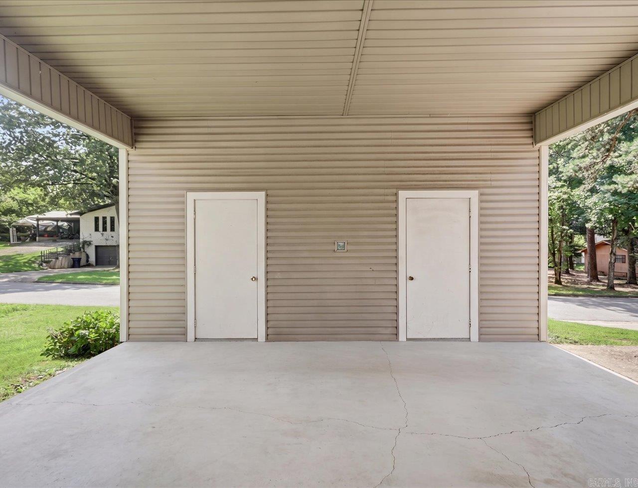 105 Kingsbrook Street Property Photo 4