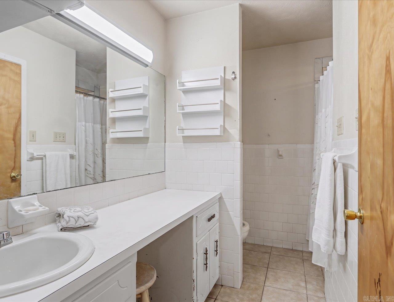105 Kingsbrook Street Property Photo 17