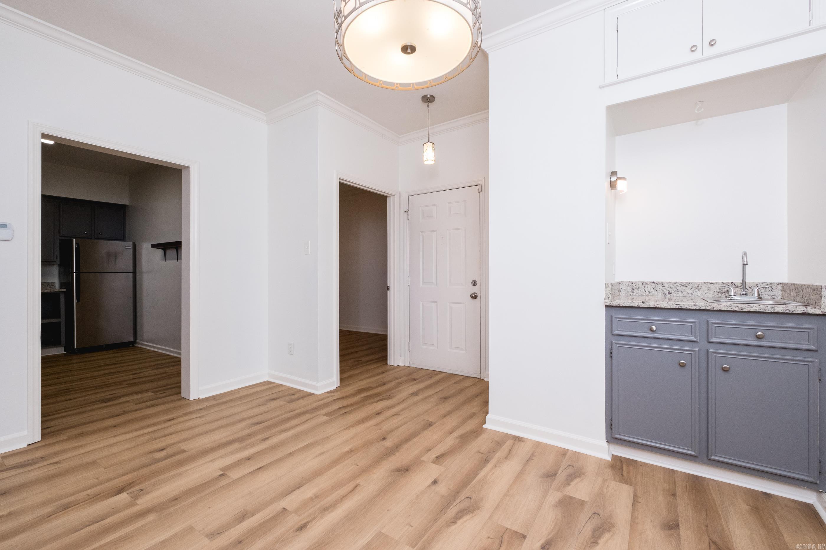 416 N Pierce Street 34 Property Photo 6
