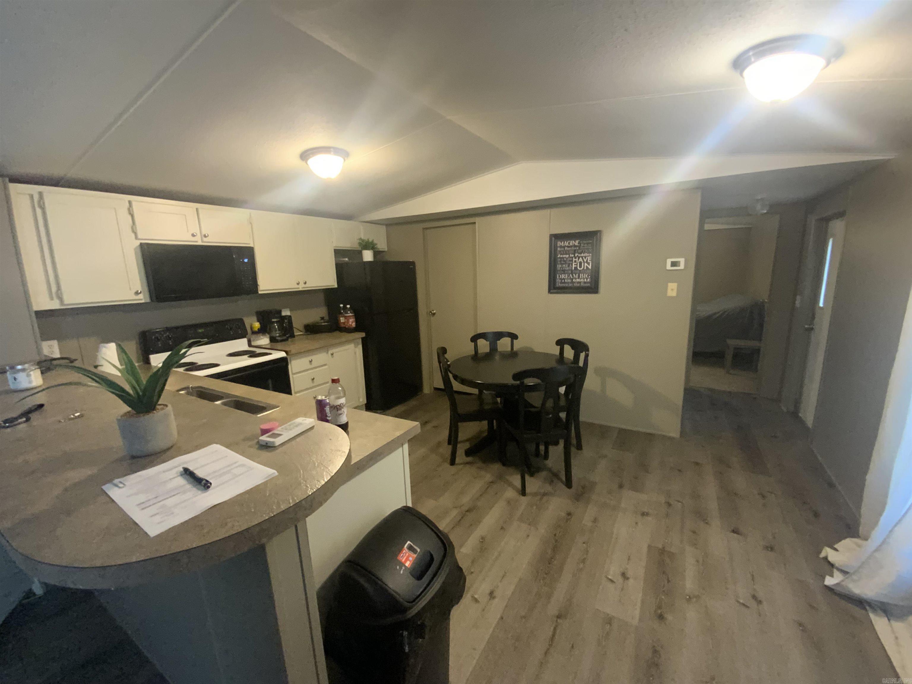550 Indian Trail Circle Property Photo 9