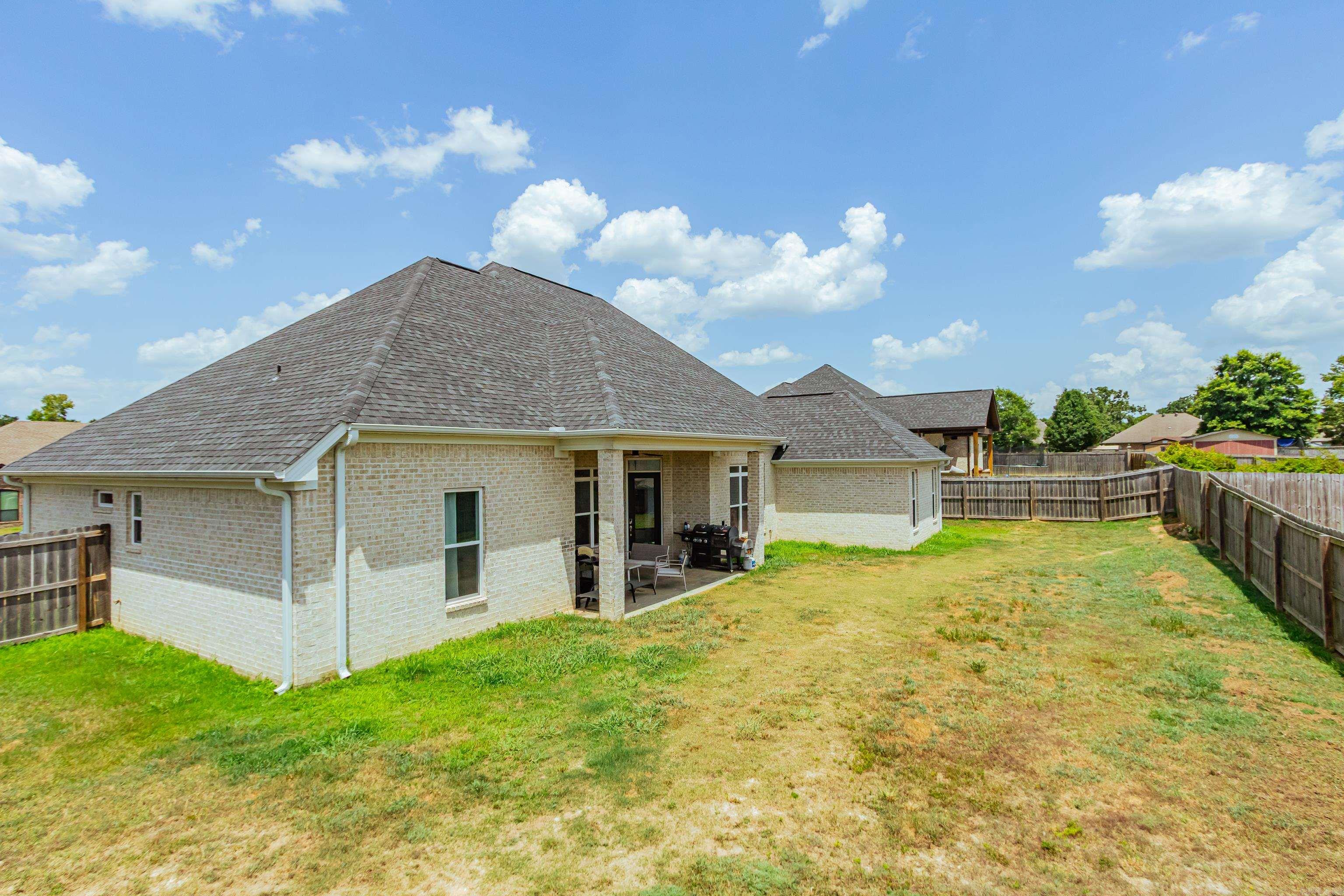 5607 Hummingbird Lane Property Photo 40