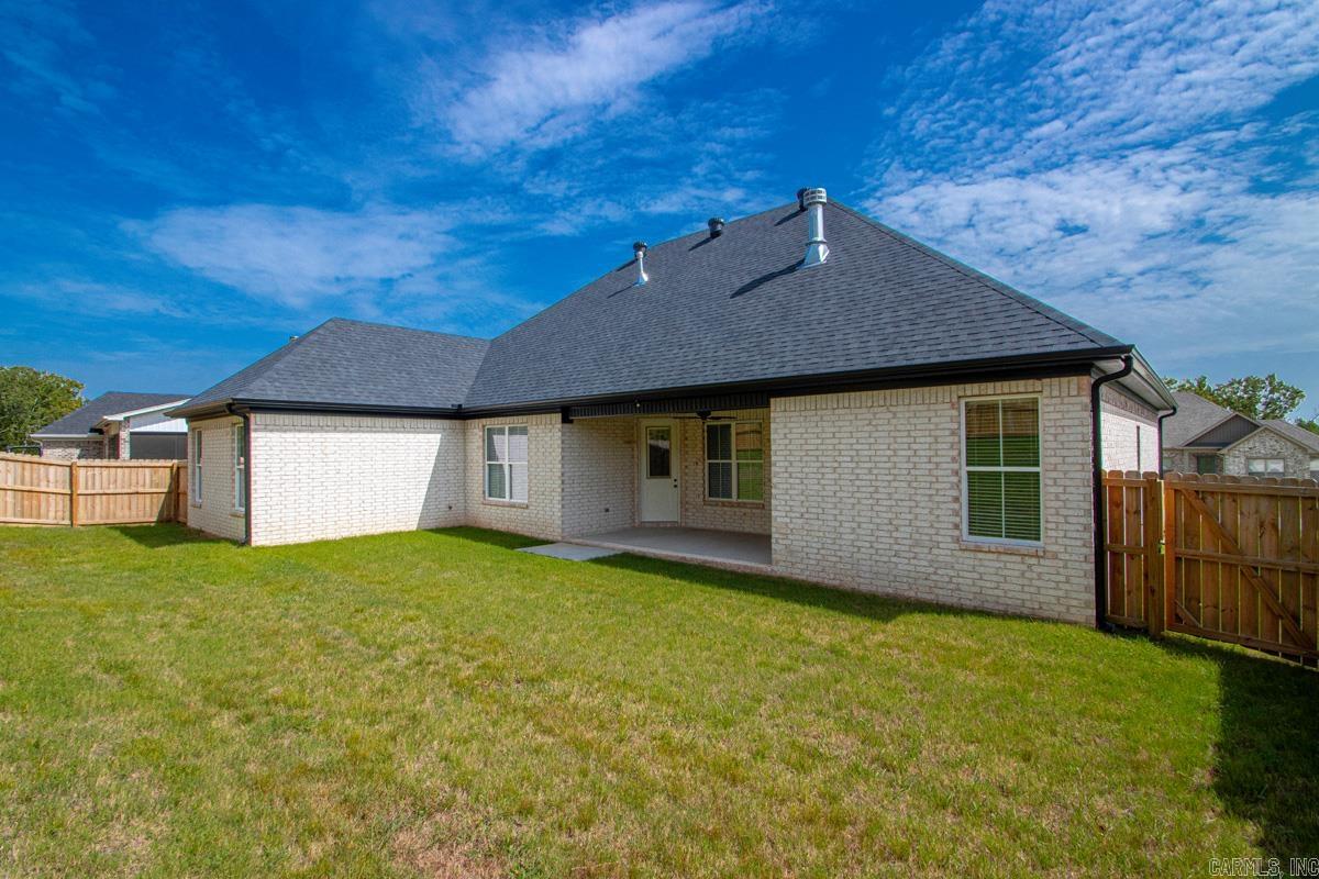557 Valley Oak Drive Property Photo 34