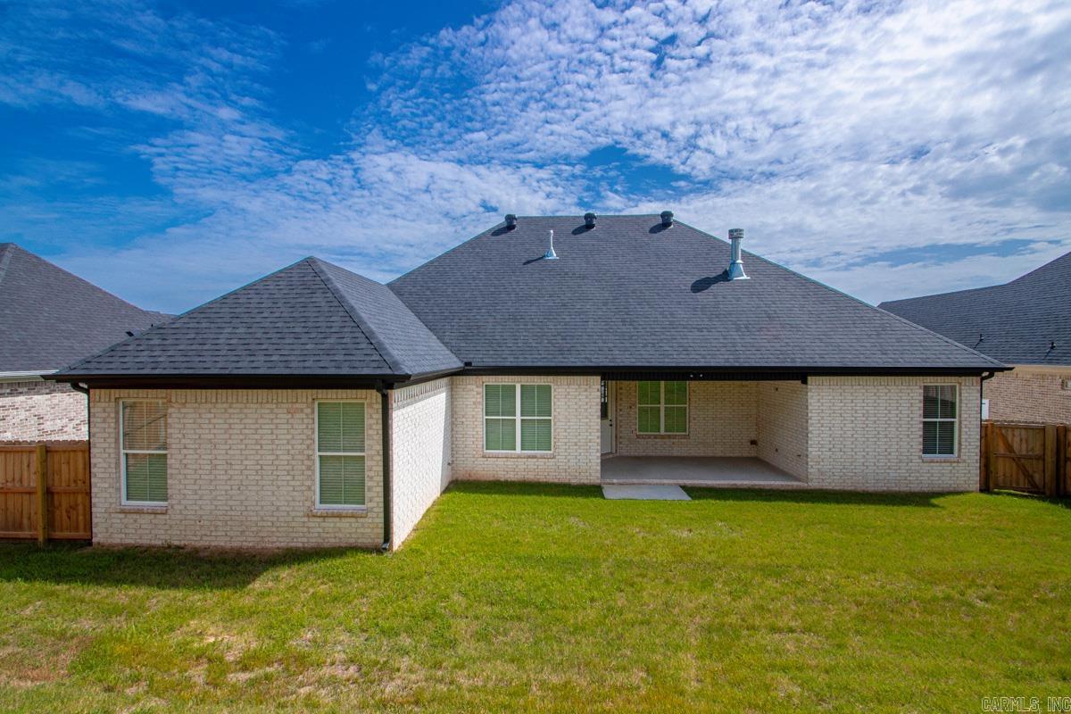 557 Valley Oak Drive Property Photo 35