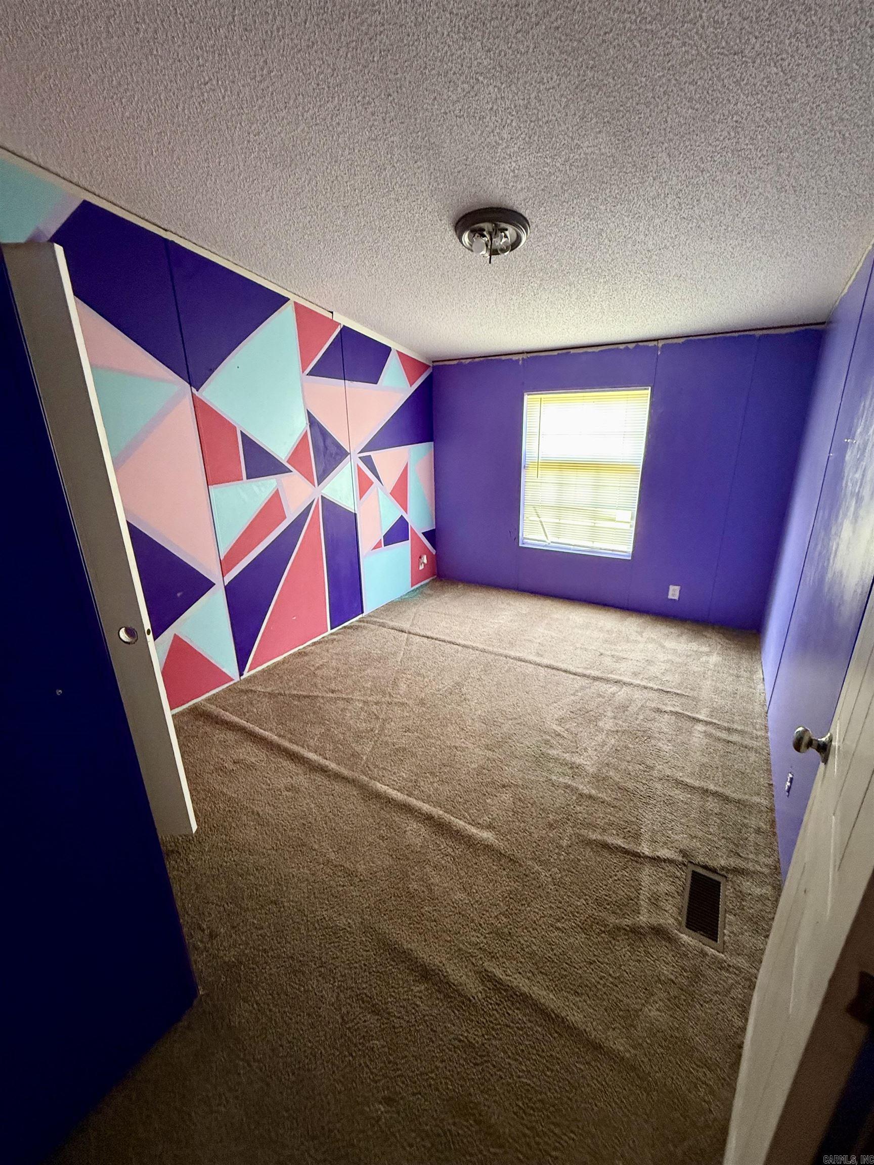 955 Nctr Rd. Property Photo 9