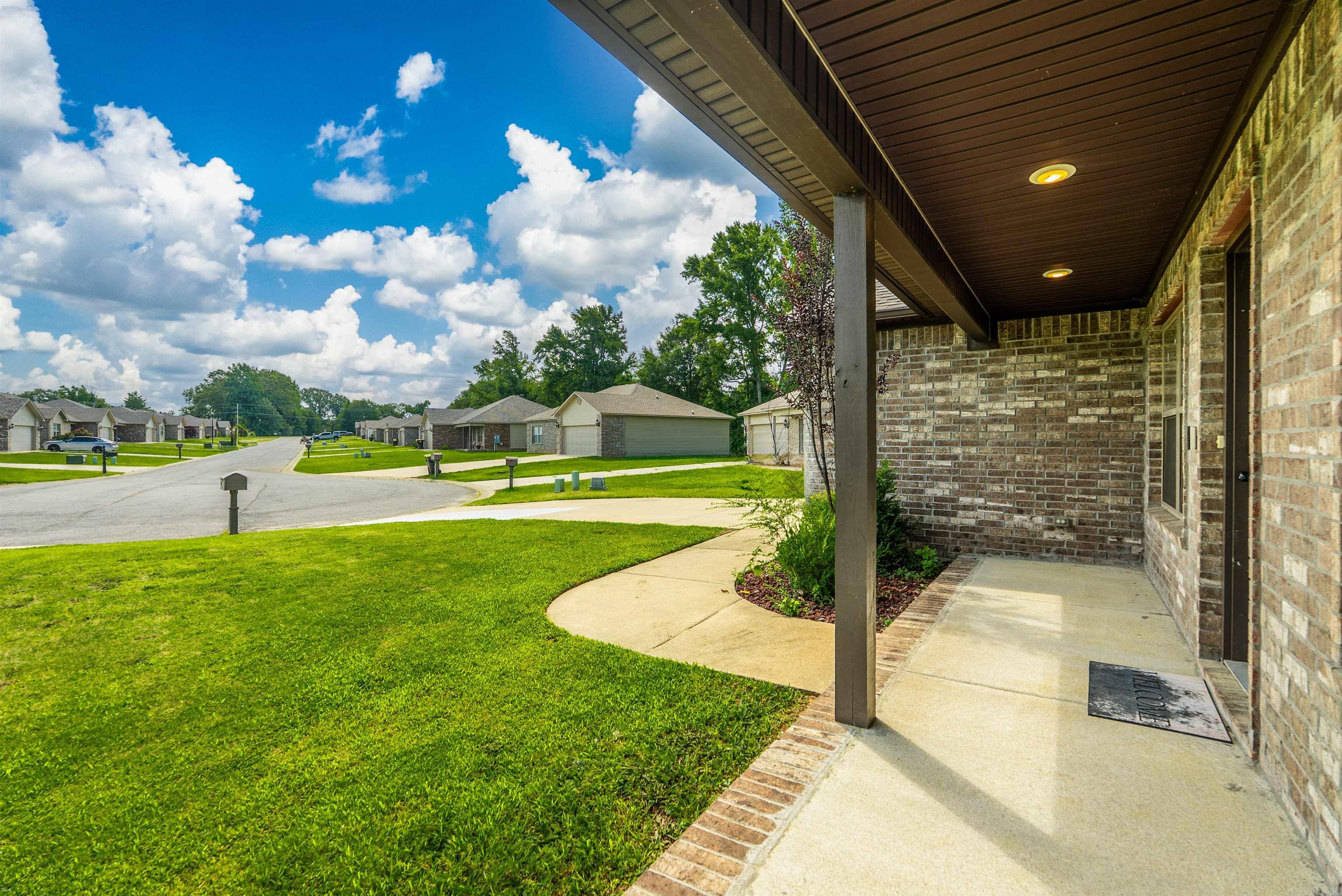 29 Patti Cv Property Photo 4