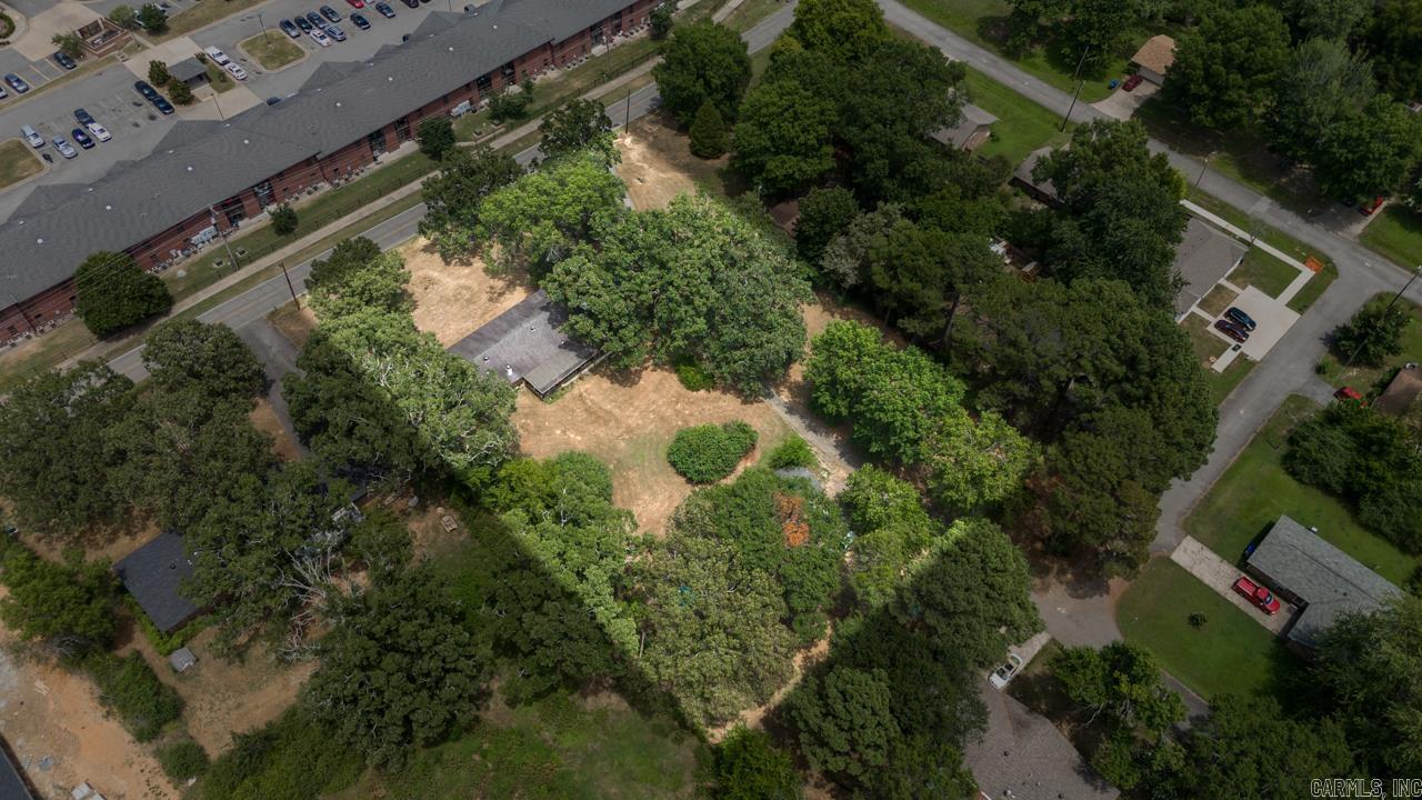1803&1803a Meadowlake Property Photo 1