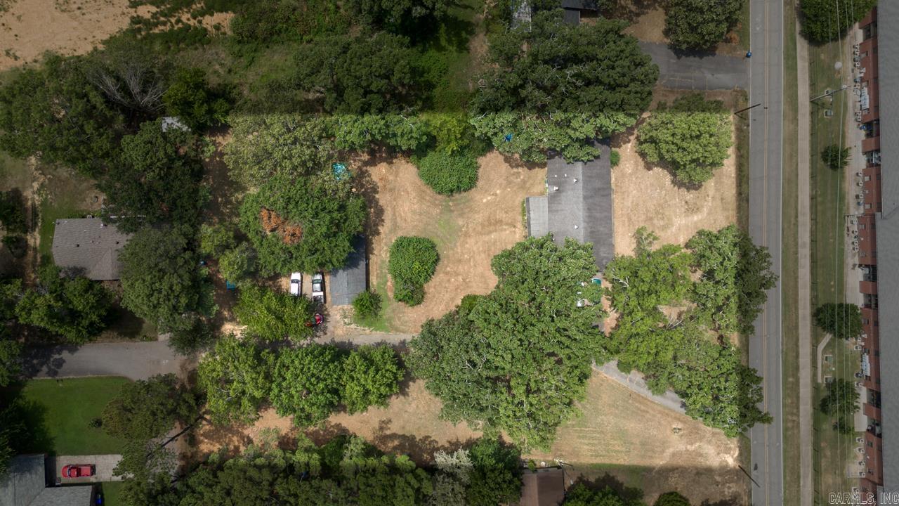 1803&1803a Meadowlake Property Photo 5
