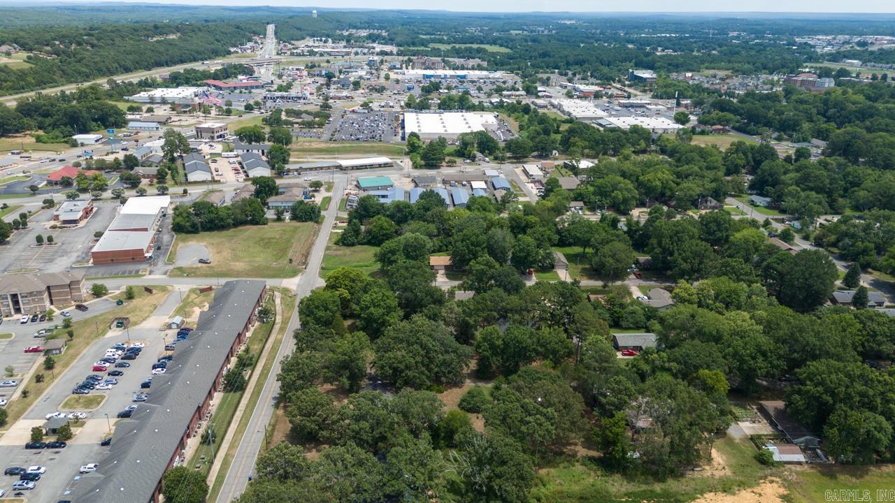 1803&1803a Meadowlake Property Photo 6