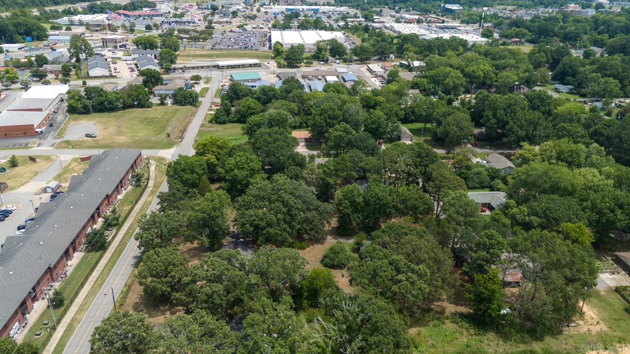 1803&1803a Meadowlake Property Photo 10