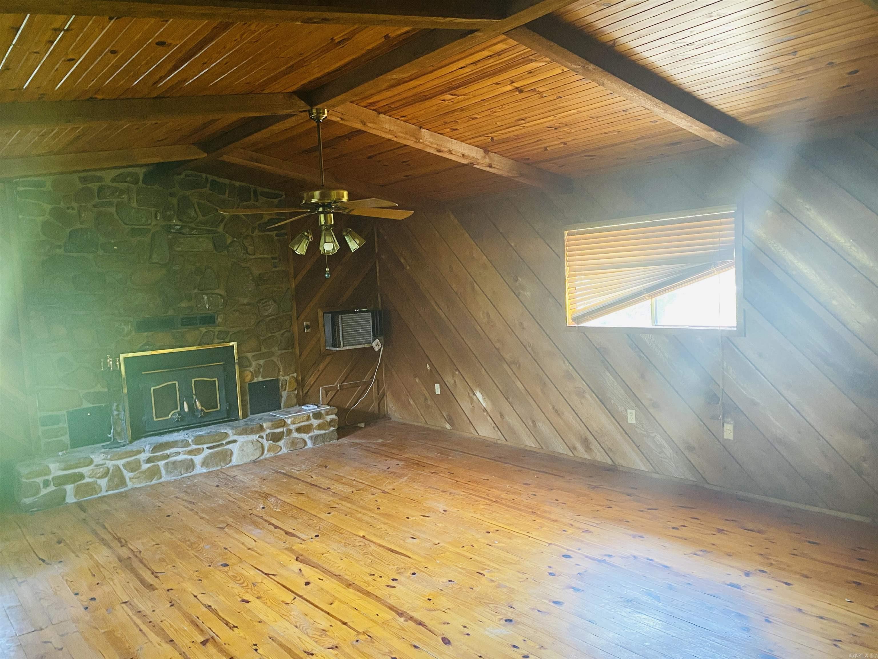 1209 12th Street Property Photo 8
