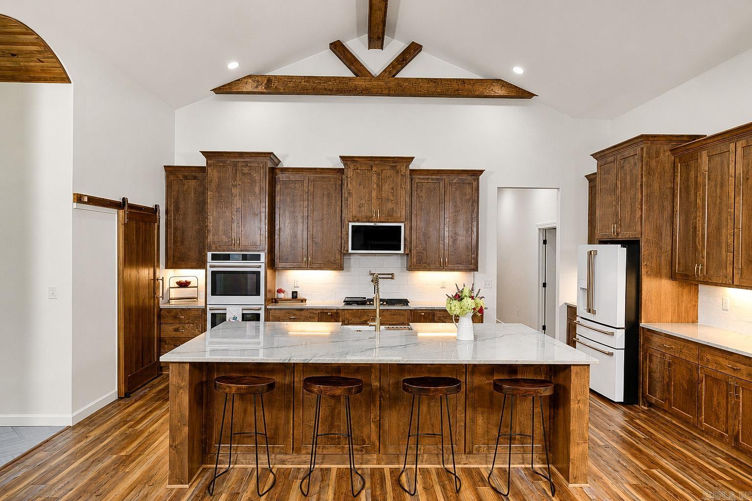 605 Grant 167079 Property Photo 15