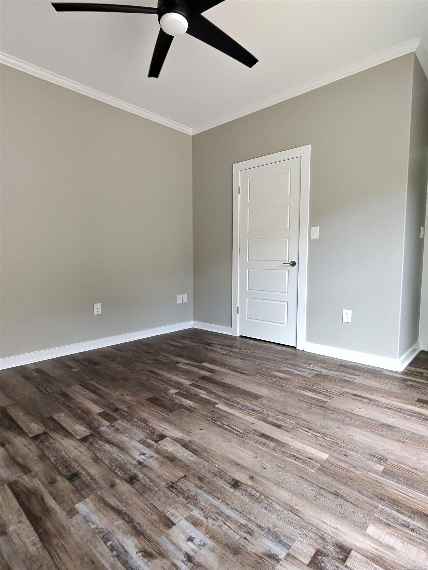 8200 Kanis Pines Drive Property Photo 18