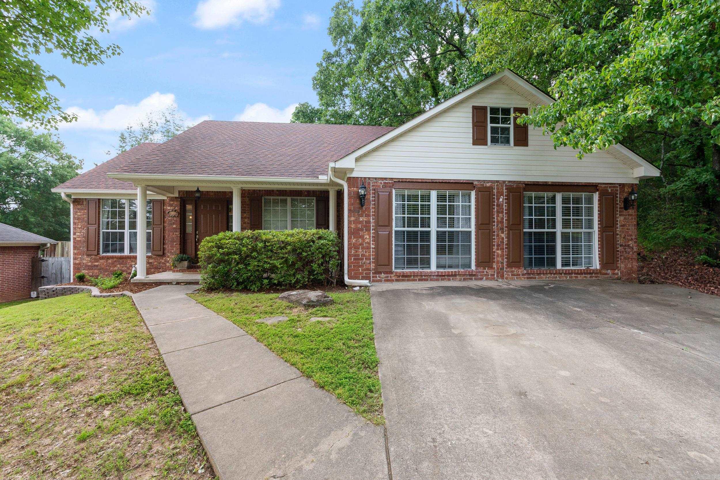 2555 Remington Property Photo 1