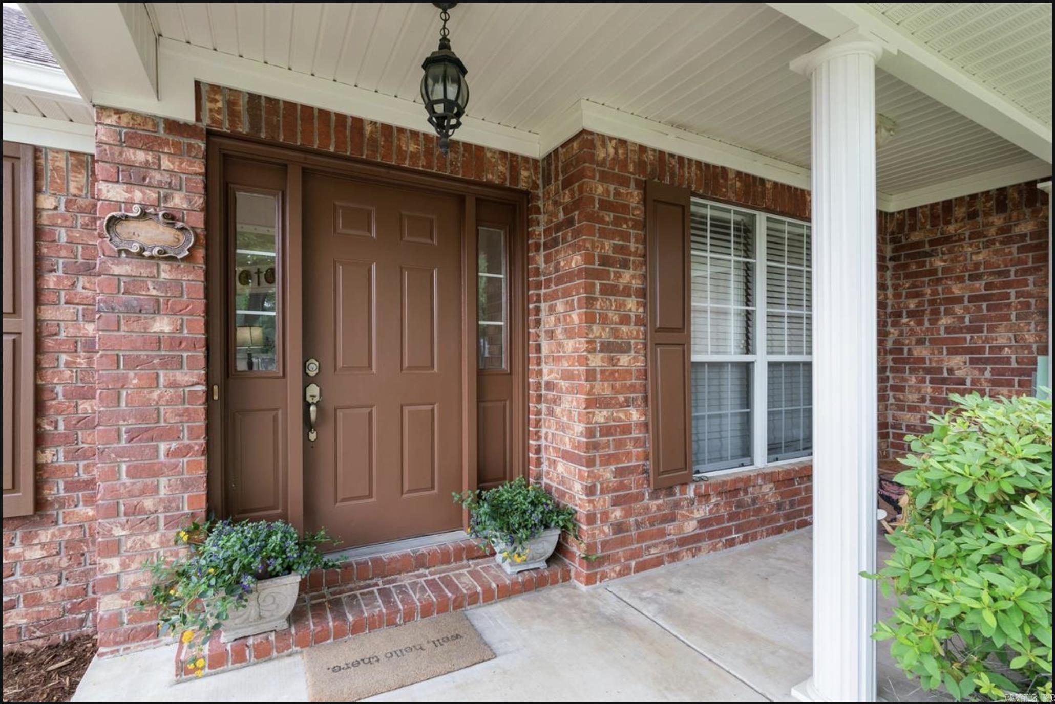 2555 Remington Property Photo 2