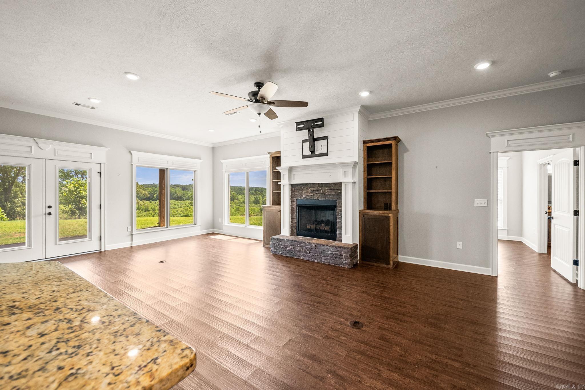 31 Winterberry Drive Property Photo 13