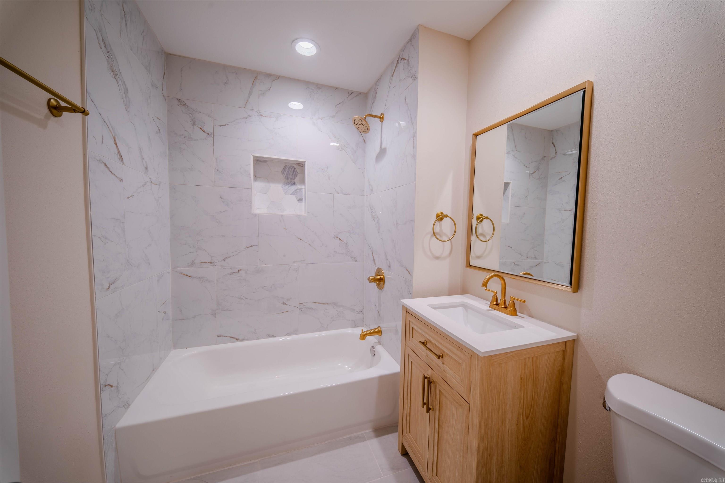 626 Mahony St Property Photo 19