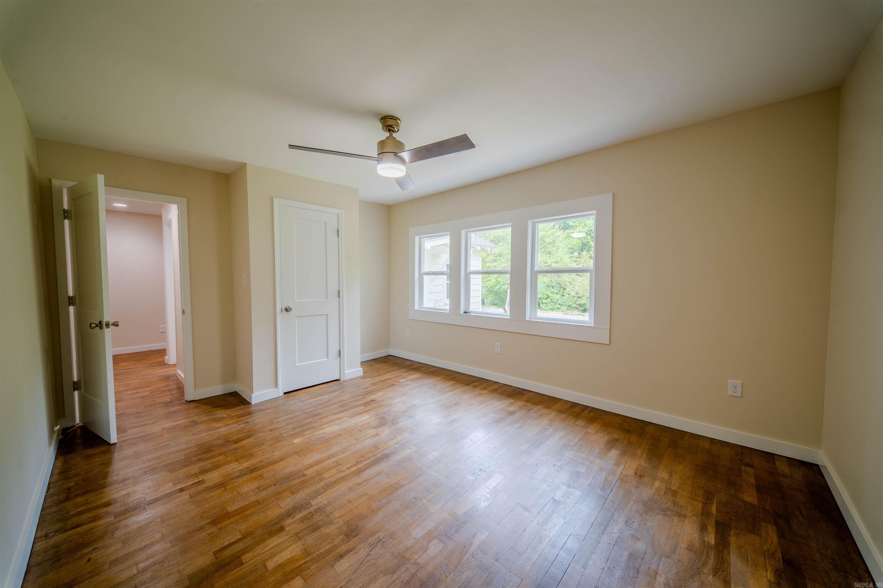 626 Mahony St Property Photo 22