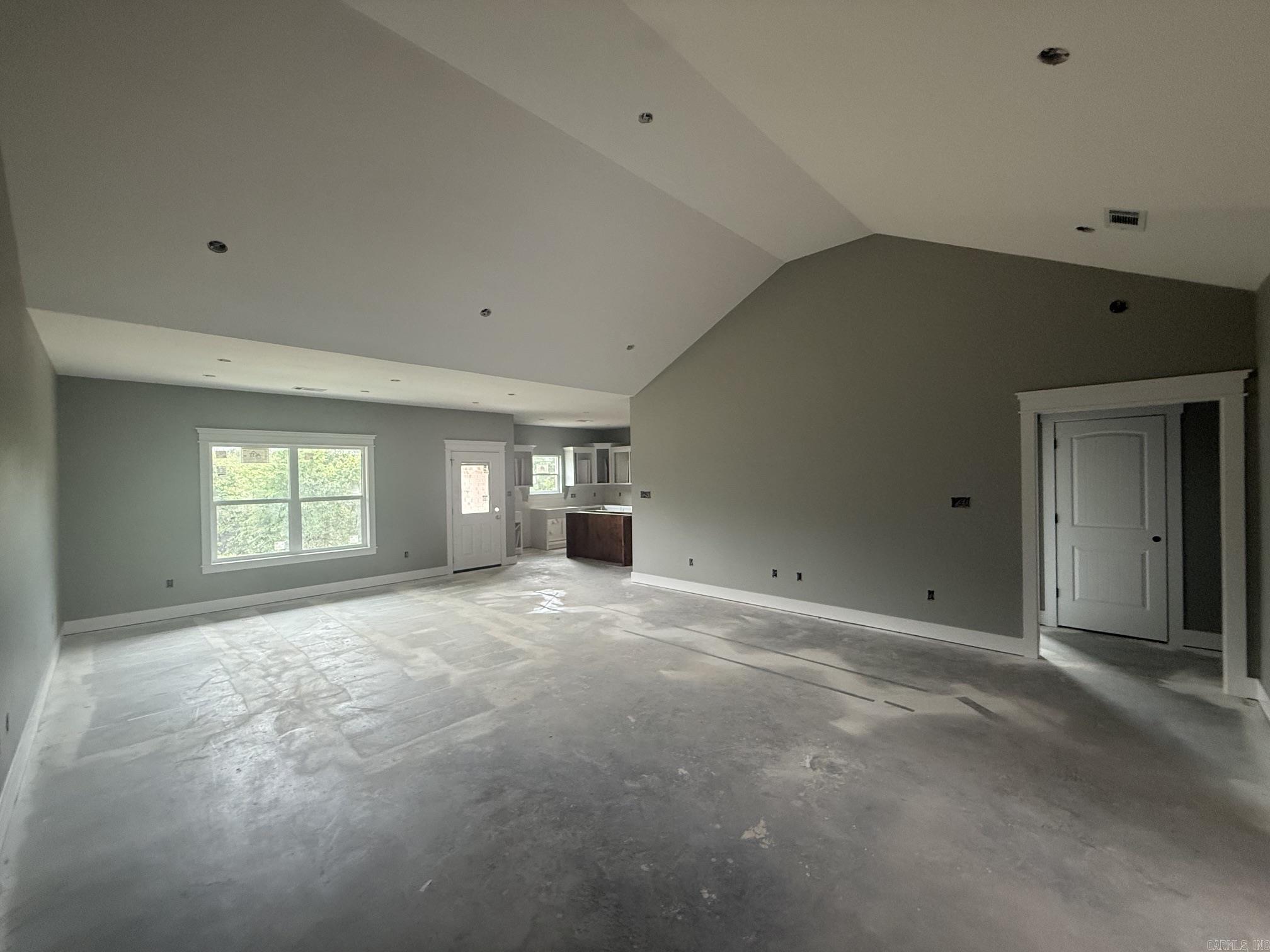 57 Summer Sky Drive Property Photo 5