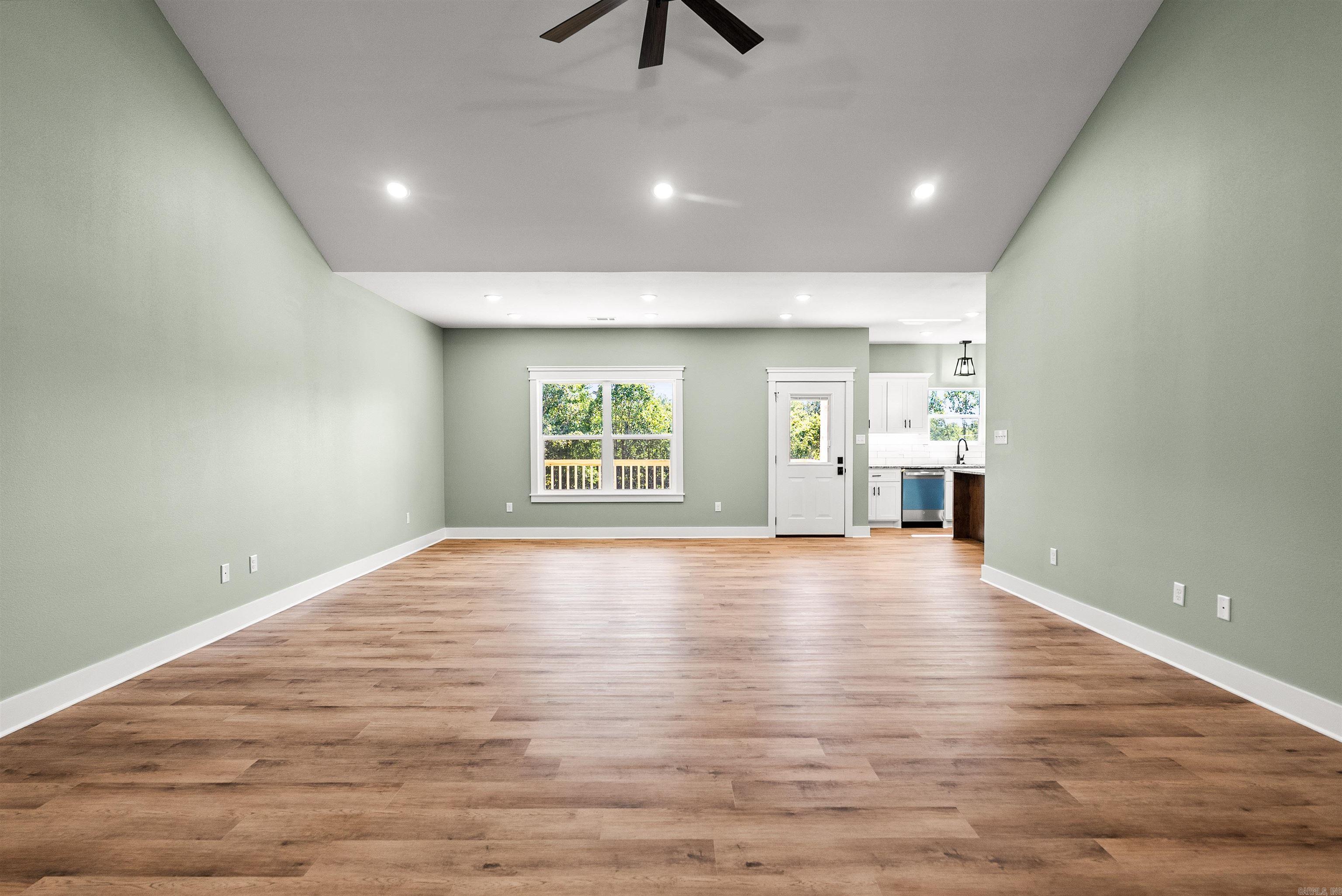 57 Summer Sky Drive Property Photo 6