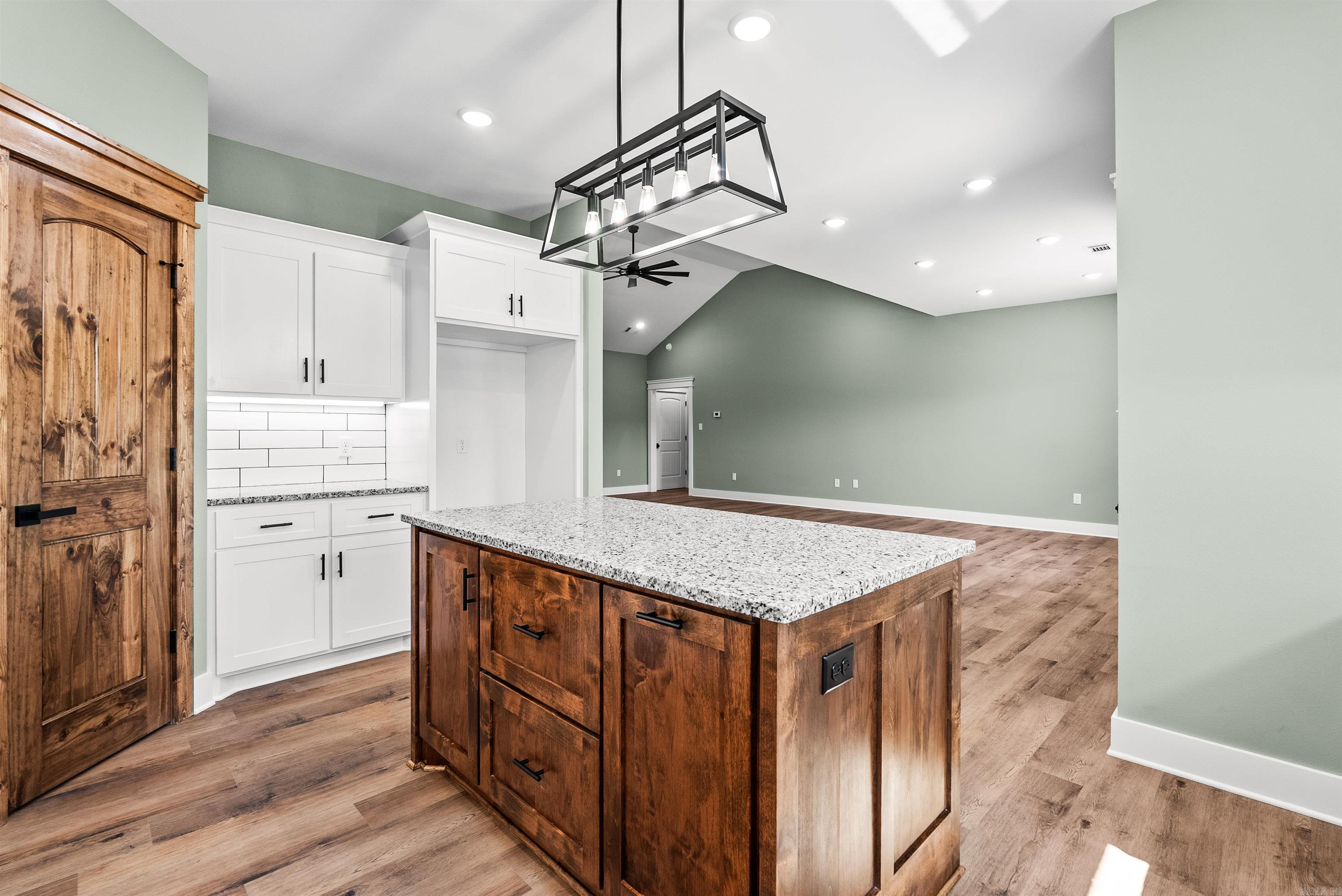 57 Summer Sky Drive Property Photo 11