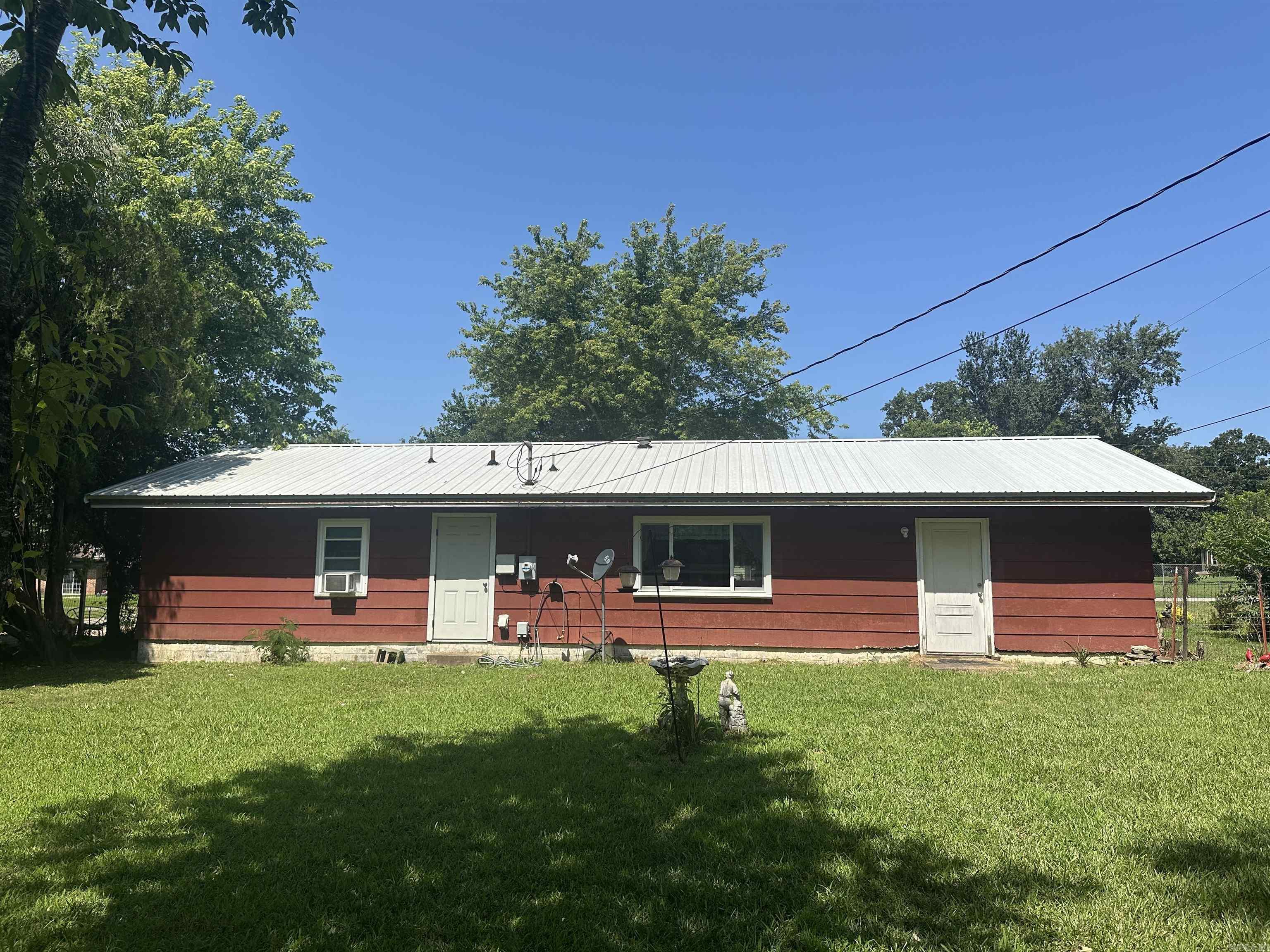 106 Turner Street Property Photo 3